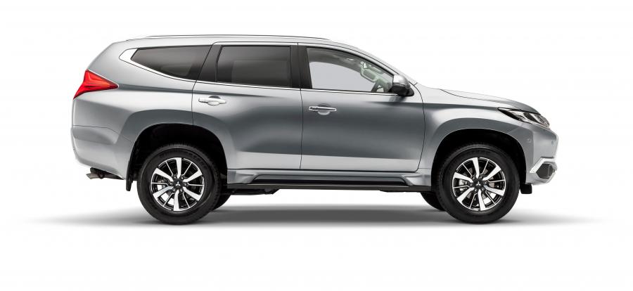  Mitsubishi Pajero Sport Exceed 2015 года  (AU) (фото 14 из 40)